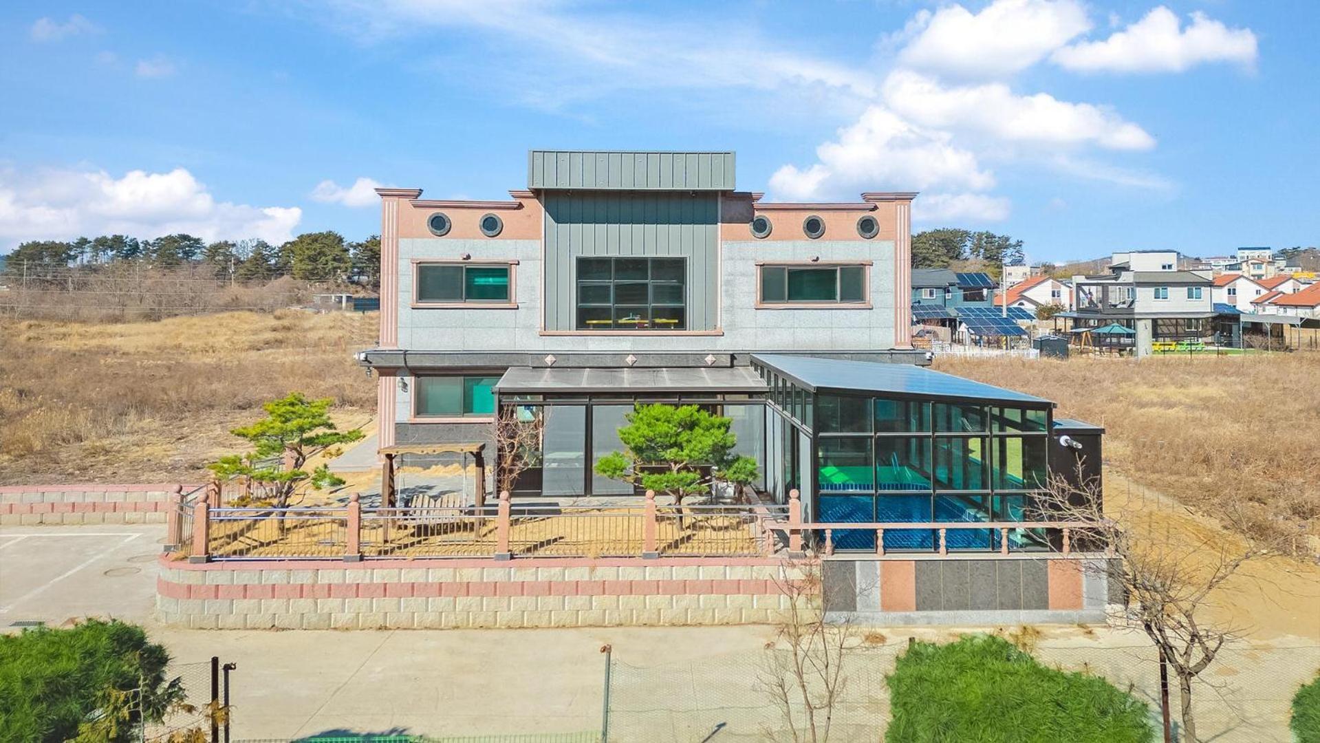 Daebudo Juni Pension Ansan Luaran gambar