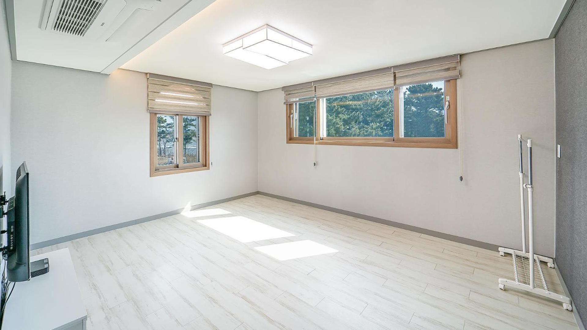 Daebudo Juni Pension Ansan Bilik gambar